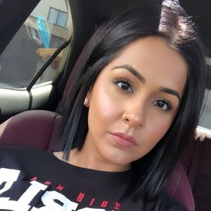 Meet your Posher, Manahil